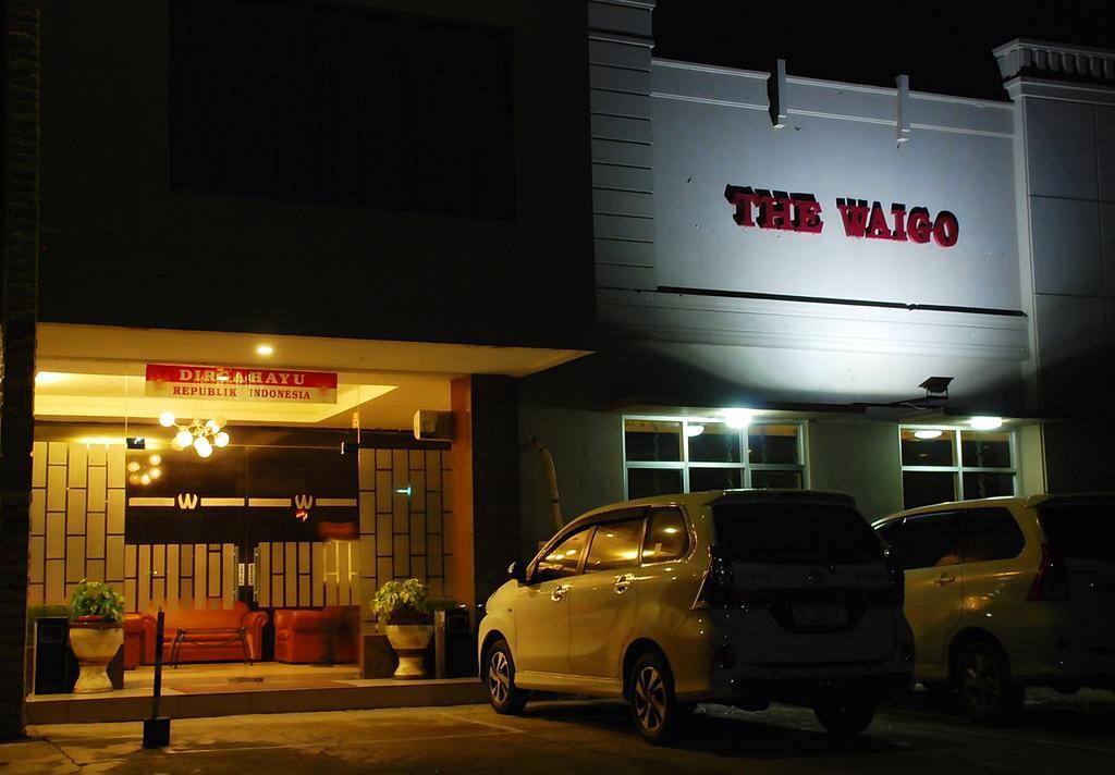 The Waigo Hotel Sorong Buitenkant foto