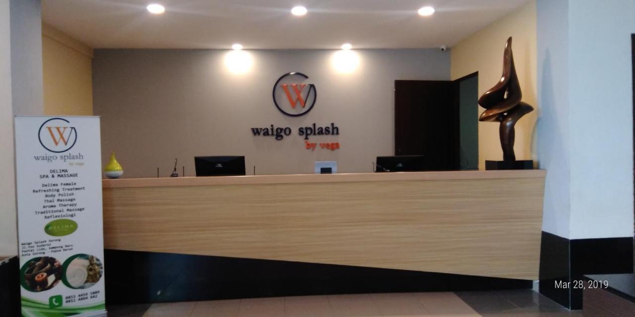 The Waigo Hotel Sorong Buitenkant foto